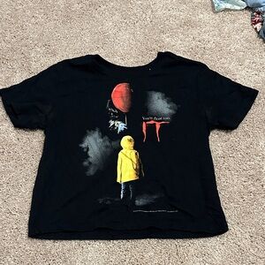 Black IT Graphic cropped T-Shirt